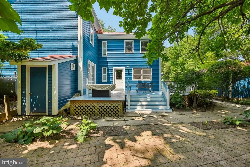 Photo of 20925 CLARKSBURG ROAD