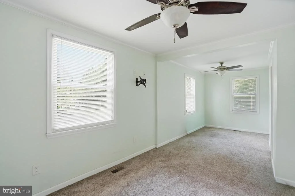 Photo of 8240 LONGPOINT ROAD