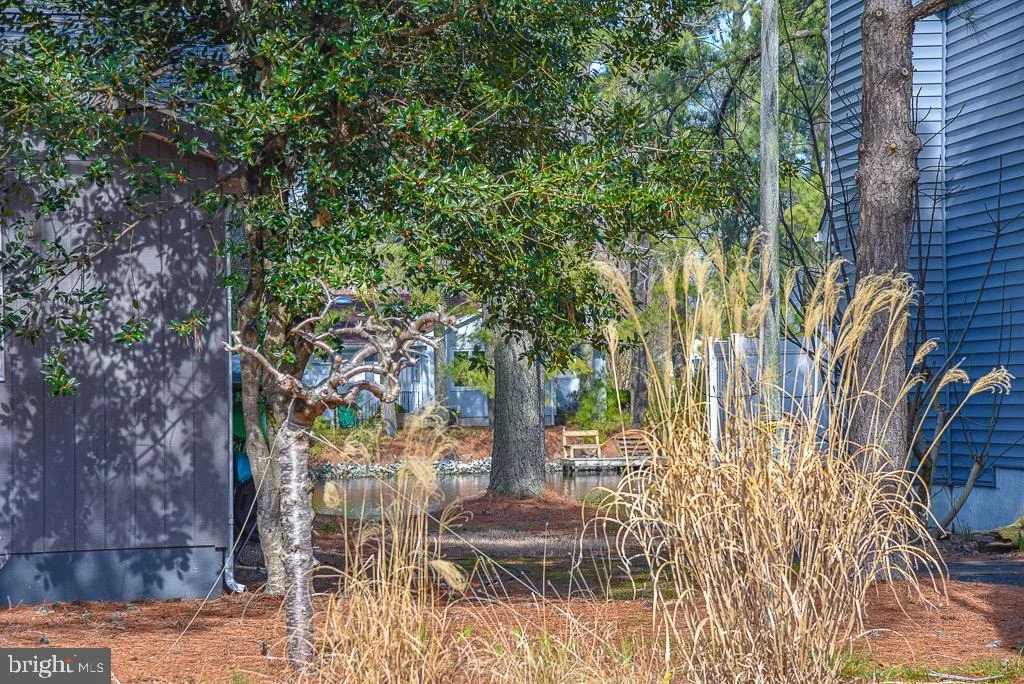 Photo of 956 LAKE VIEW DRIVE