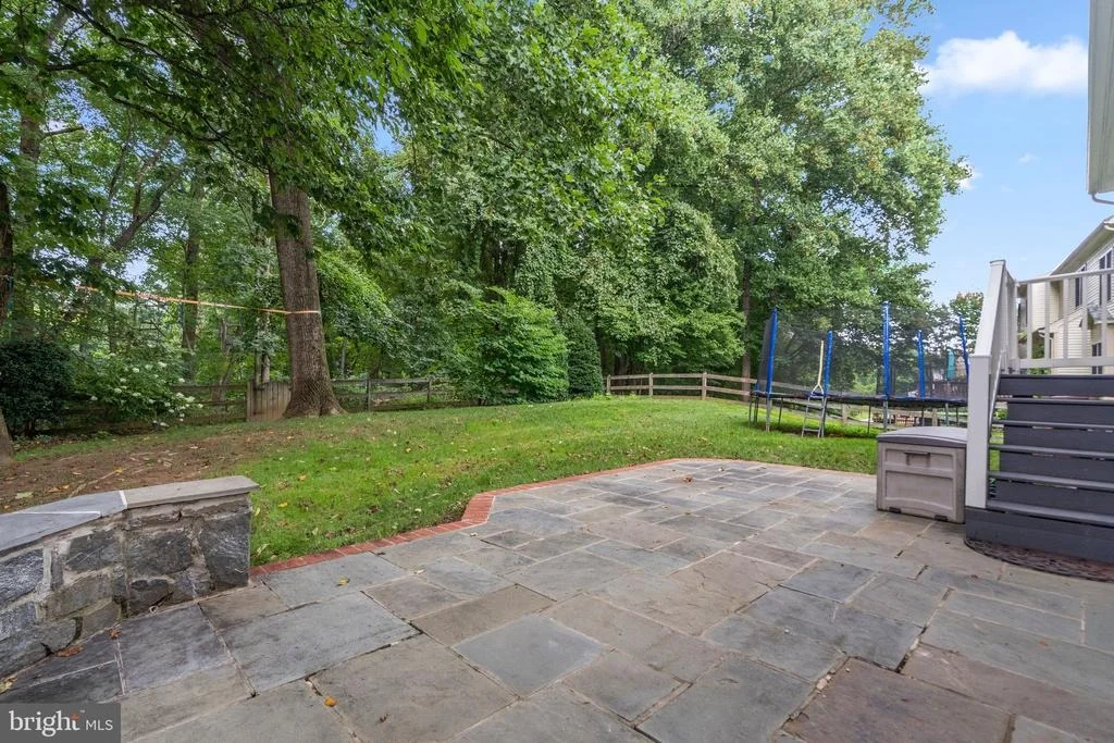 Photo of 5010 TOTHILL DRIVE