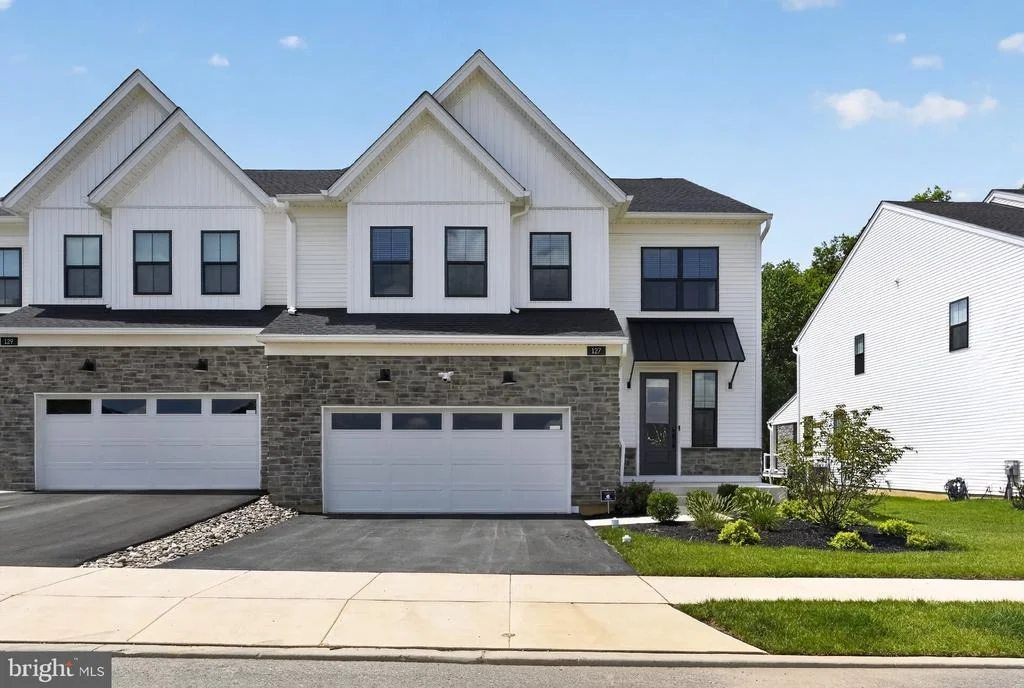 Photo of 127 ALROY ROAD