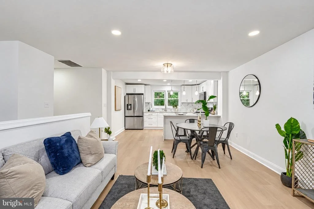 Photo of 1017 ROXLEIGH ROAD