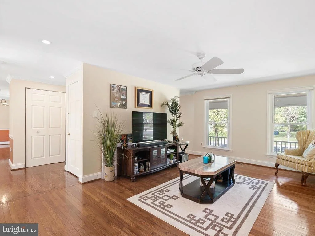 Photo of 2339 DECKMAN LANE