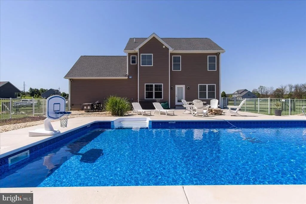 Photo of 31 HILYARD CIRCLE S