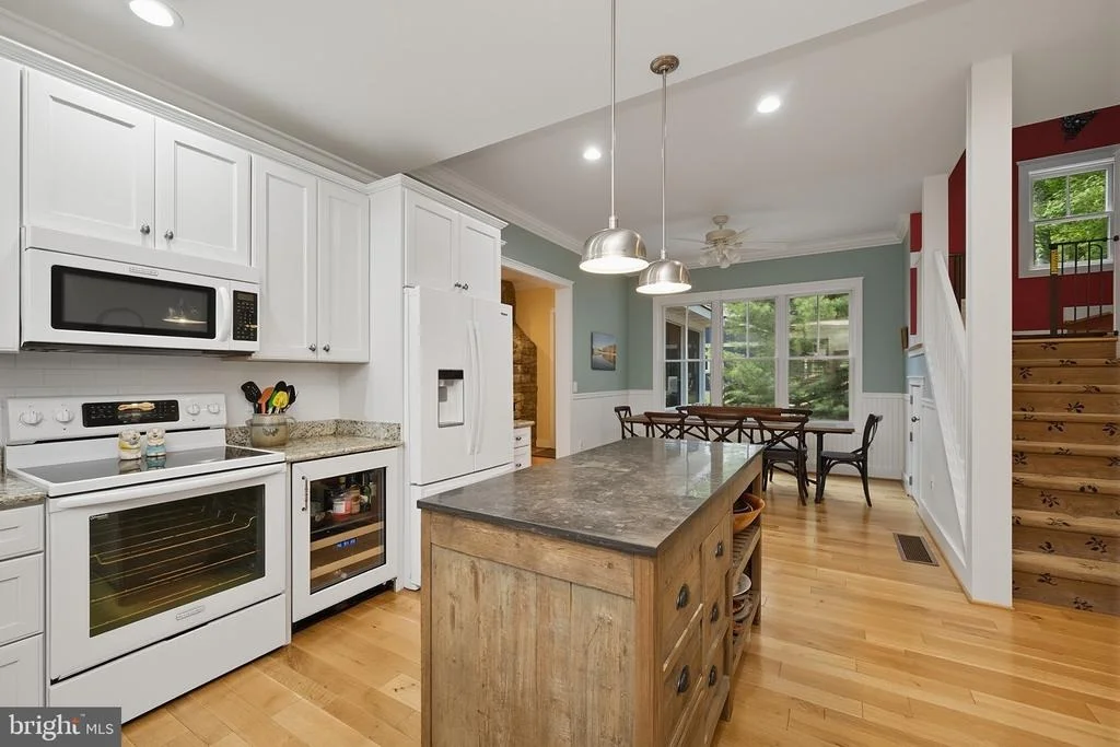 Photo of 507 SHORELINE DRIVE