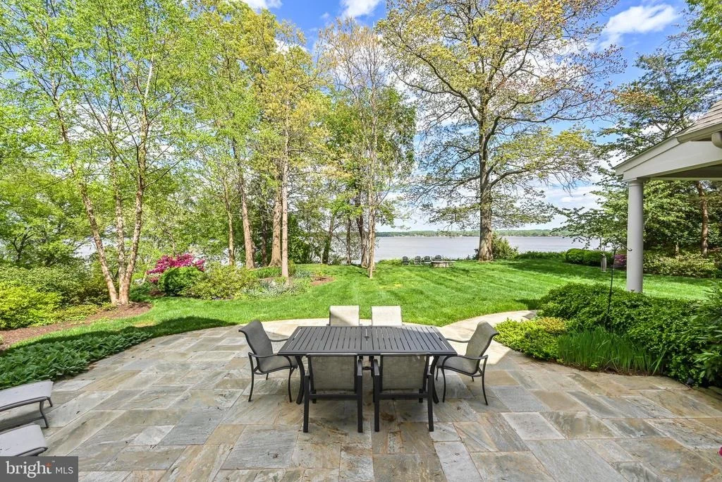 Photo of 11715 RIVER DRIVE