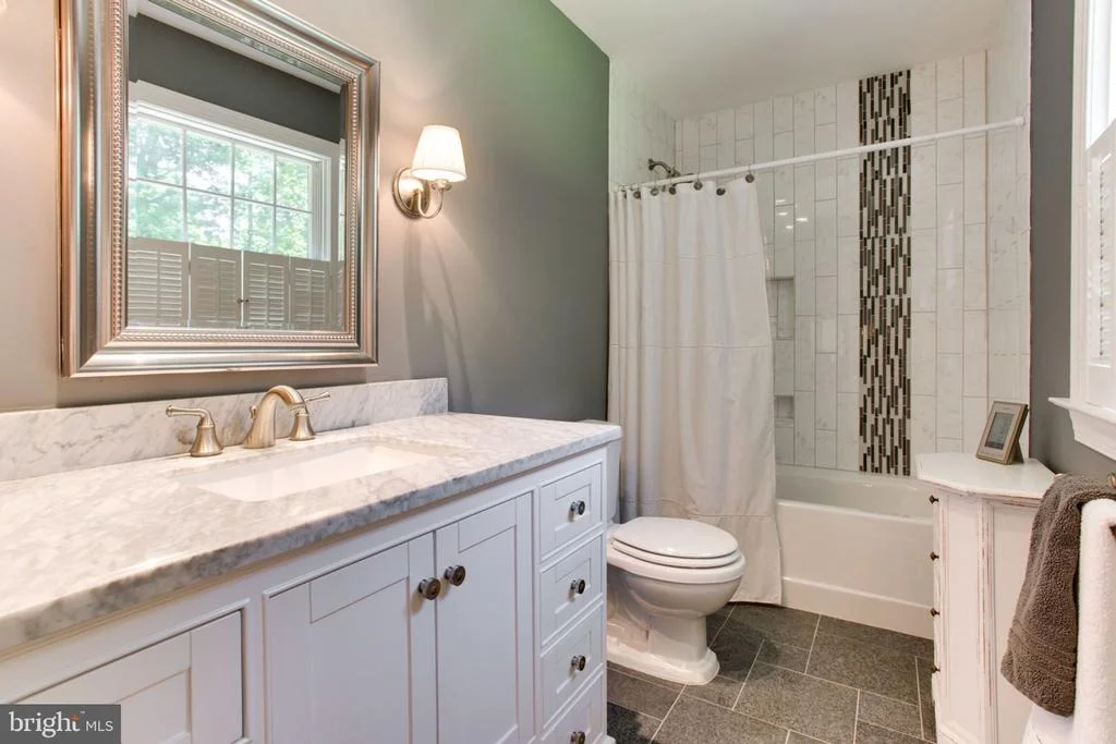 Photo of 10425 MOUNT VERNON DRIVE