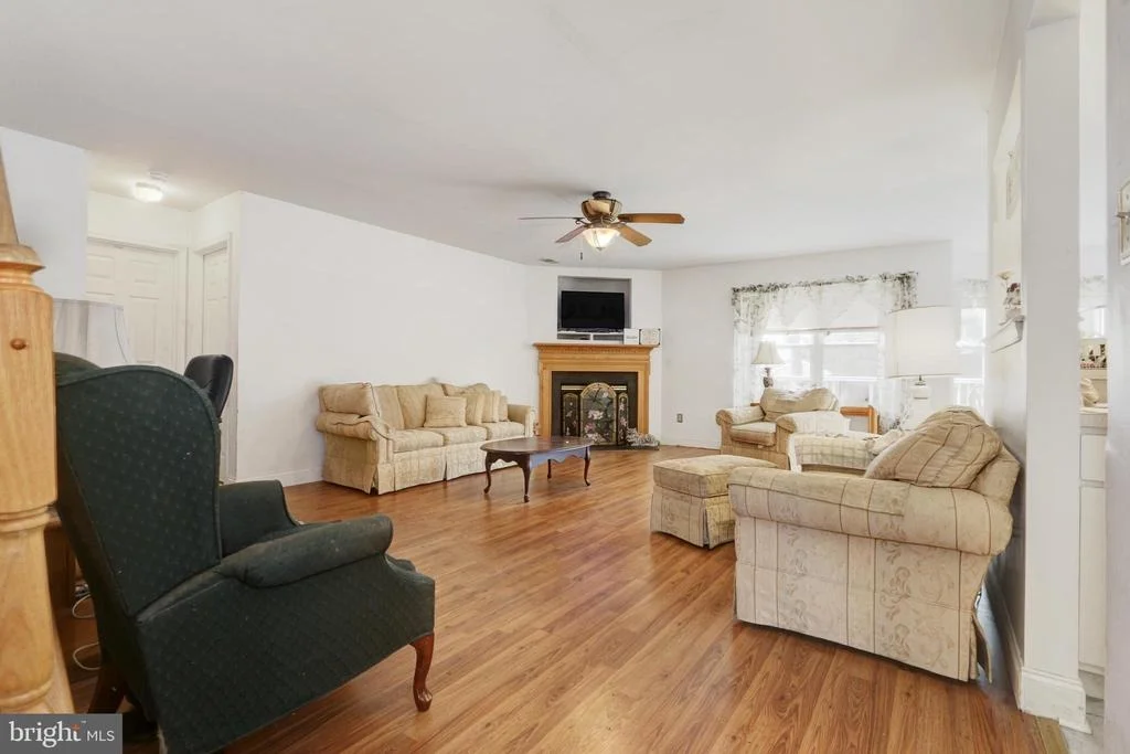 Photo of 202 SUN VALLEY CIRCLE