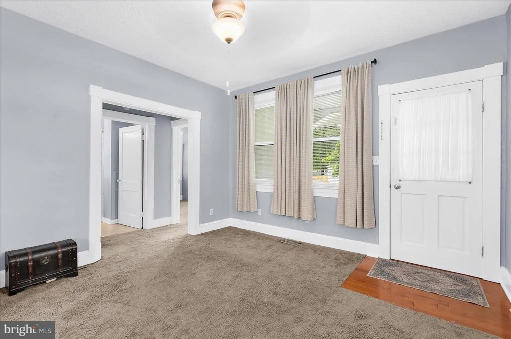 Photo of 40 HAMPTON ROAD
