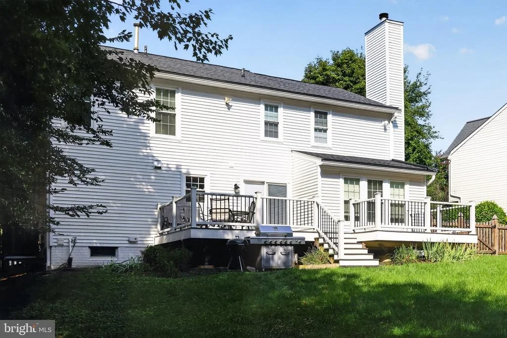 Photo of 5630 ROUNDTREE LANE