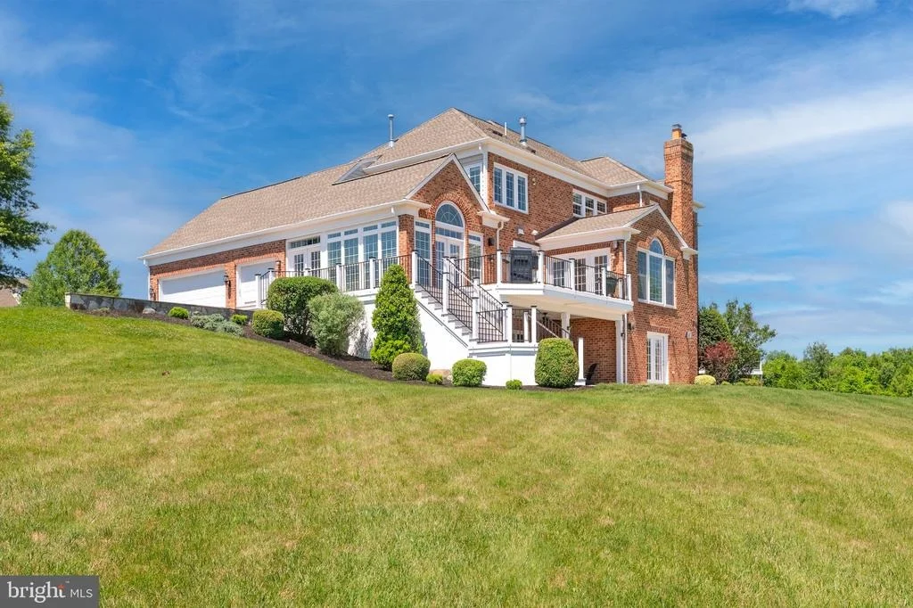 Photo of 20882 MCINTOSH PLACE