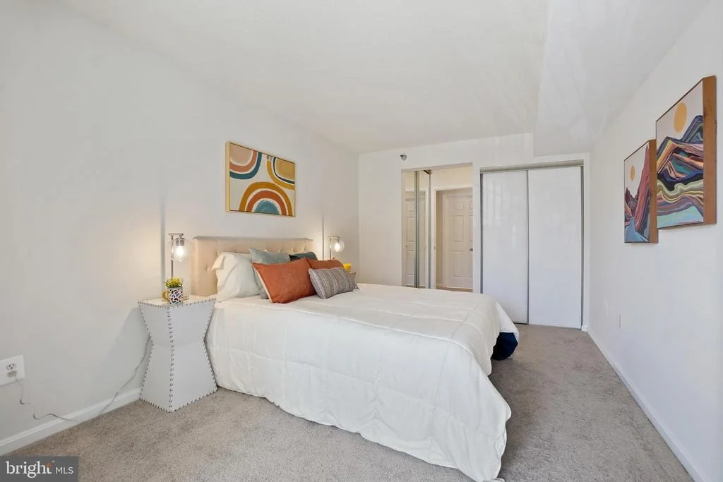 Photo of Unit 306 at 14801 PENNFIELD CIRCLE