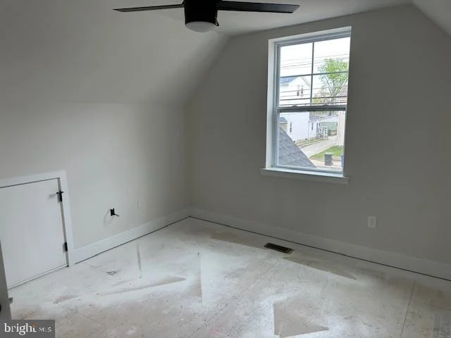 Photo of 258 CROWN POINT ROAD