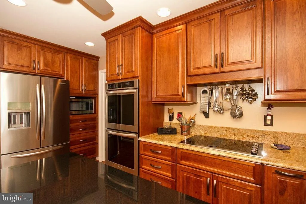 Photo of 9711 POLISHED STONE