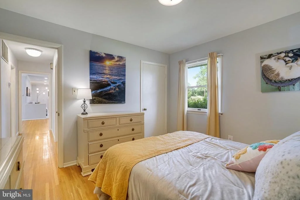 Photo of 5101 AMPTHILL DRIVE