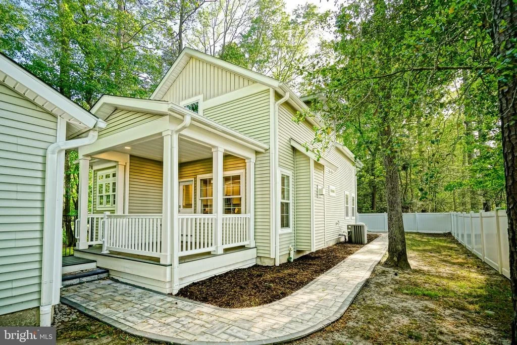 Photo of 35 AINTREE DRIVE
