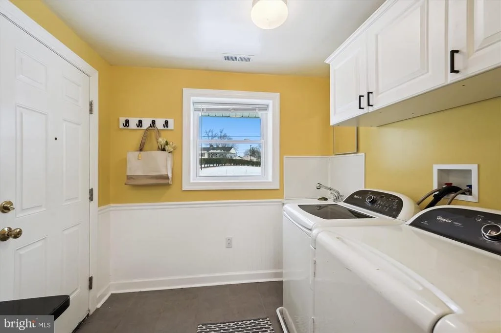 Photo of 6411 DAVIS ROAD