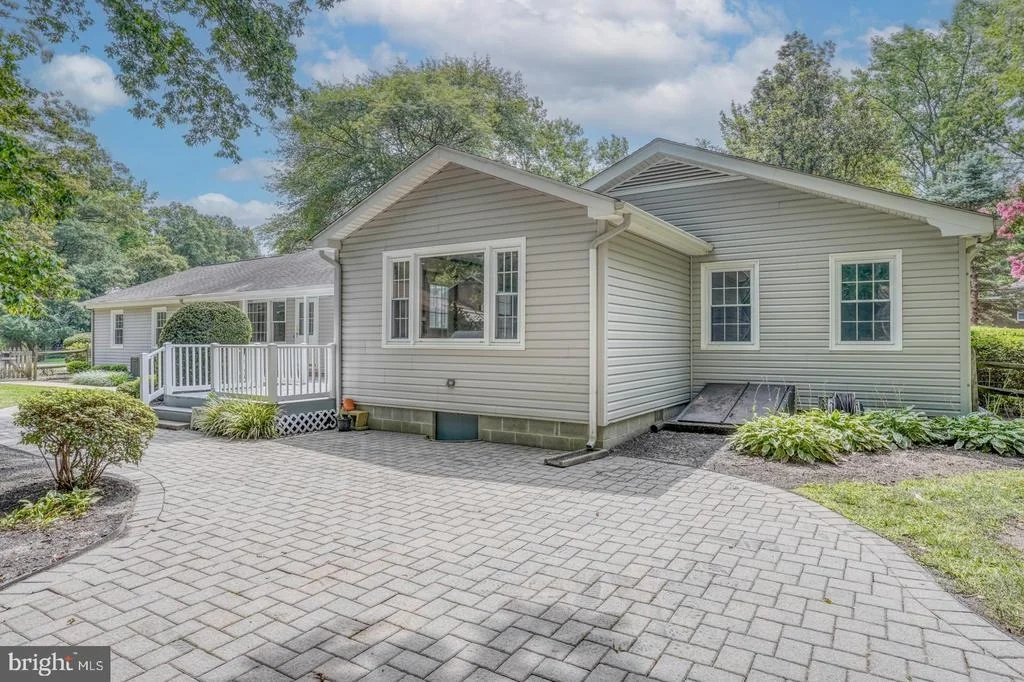 Photo of 5 WINGED FOOT ROAD