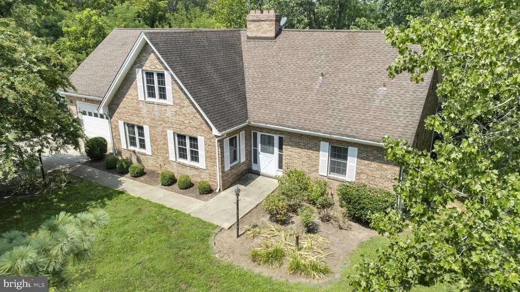 Photo of 44742 THREE COVES ROAD
