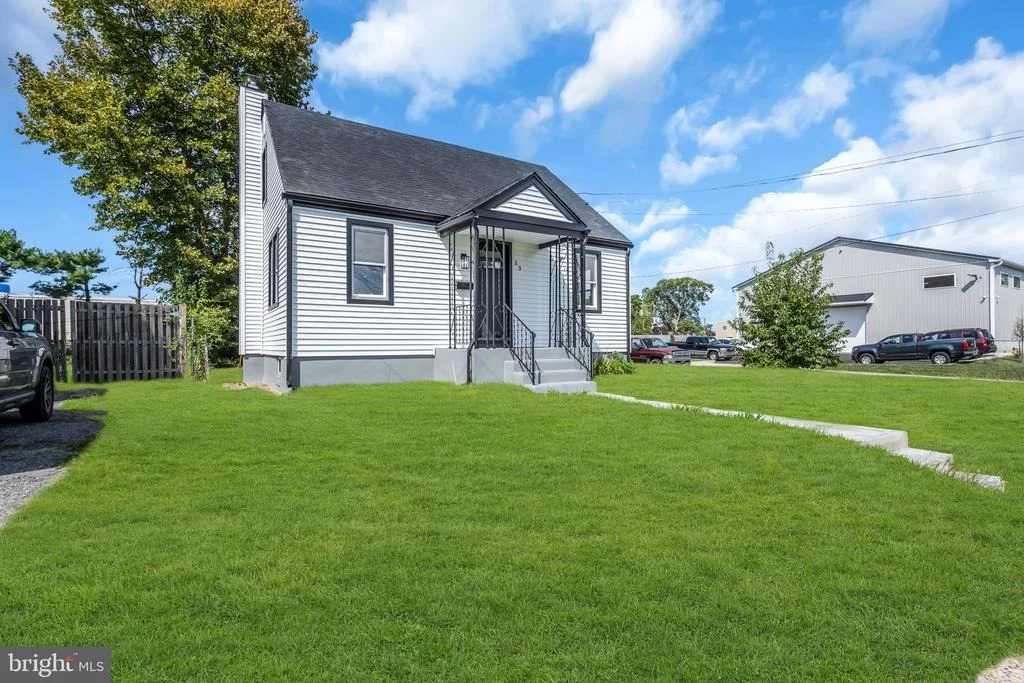 Photo of 33 MORRIS AVENUE