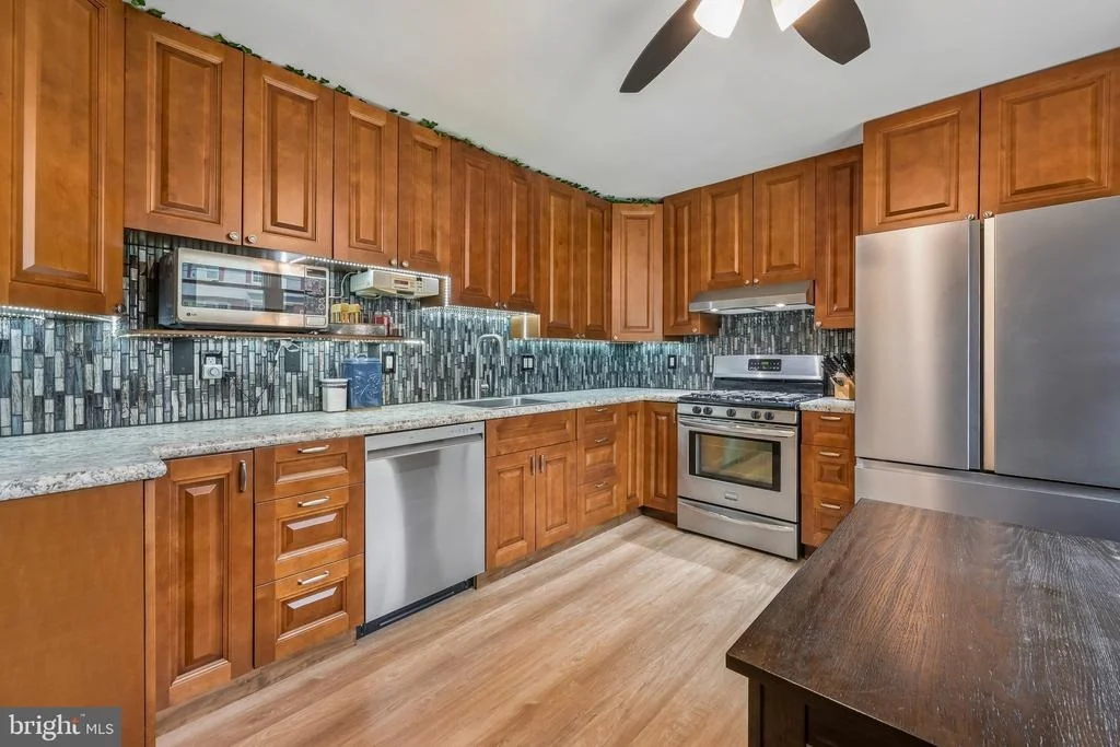 Photo of 417 FLORENCE AVENUE