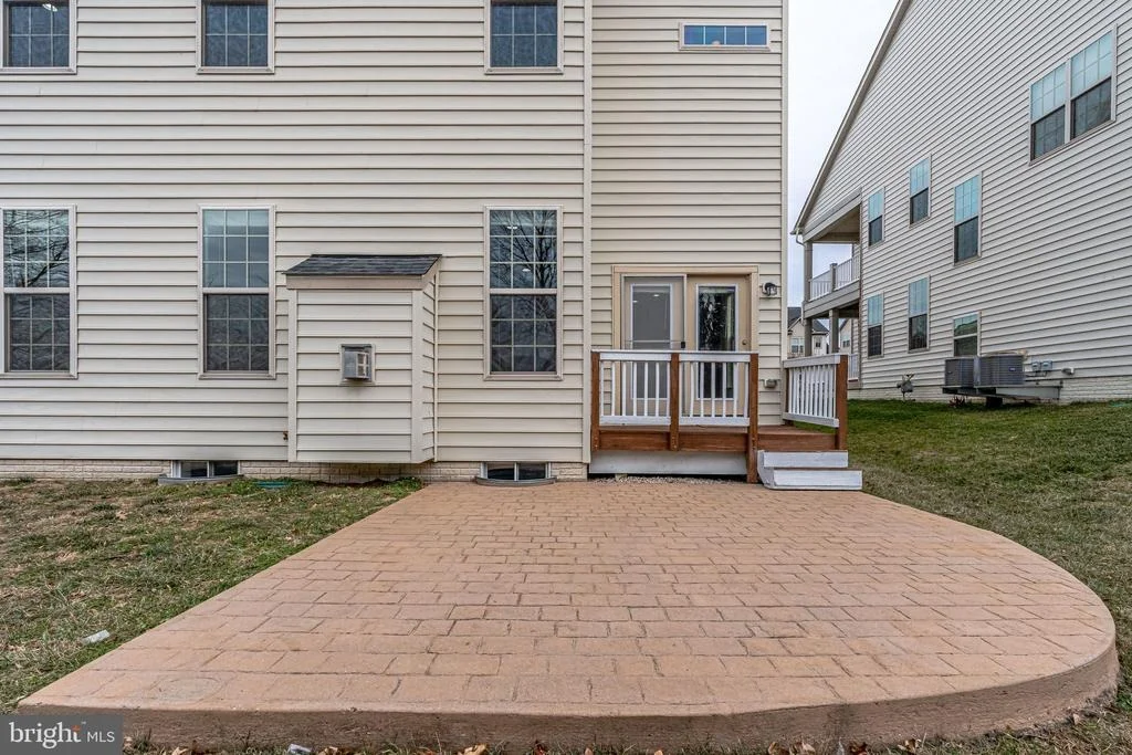 Photo of 42695 MACAULEY PLACE