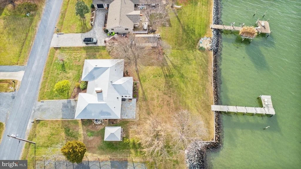Photo of 1704 BAYSIDE DRIVE