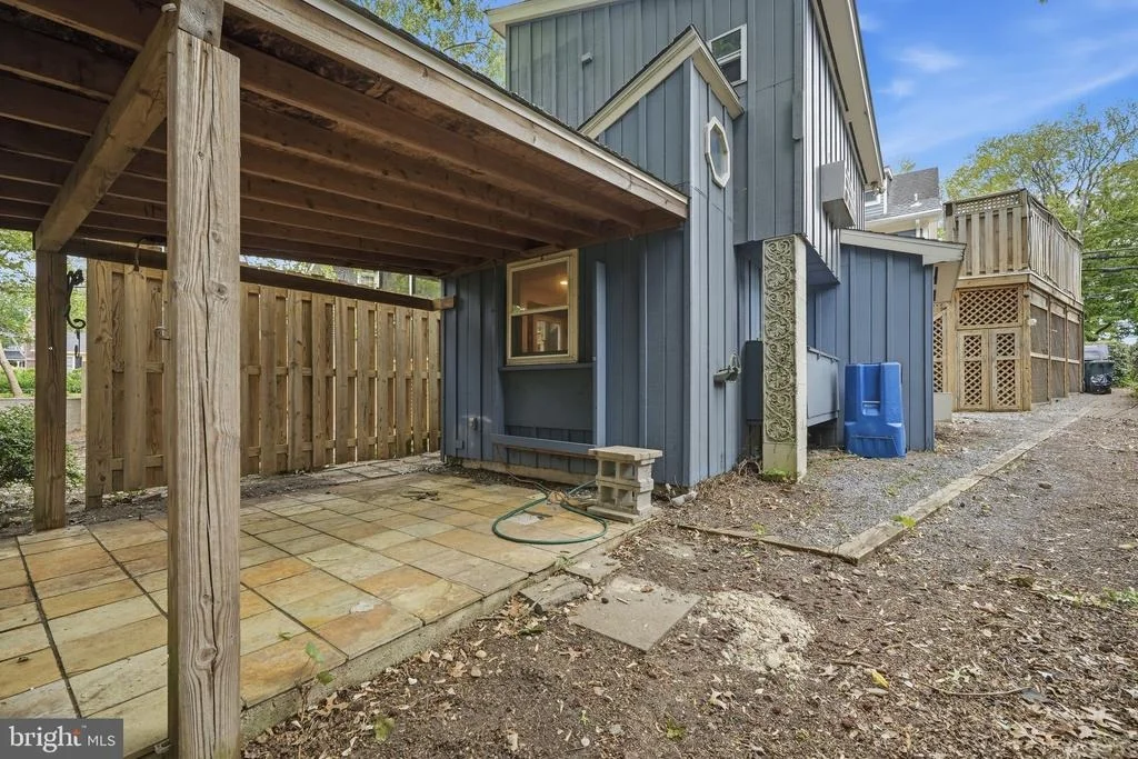 Photo of 606 KINGS HIGHWAY