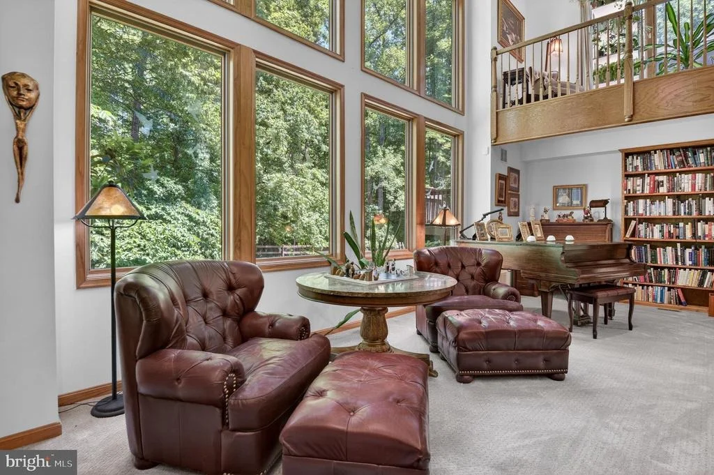 Photo of 1137 SUGARLOAF MOUNTAIN ROAD