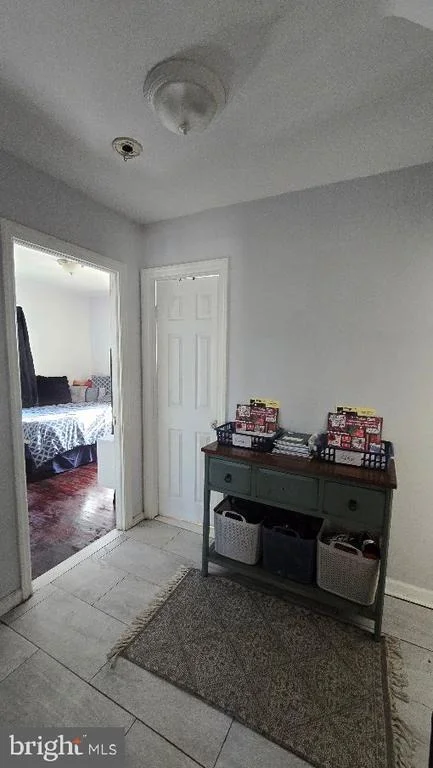 Photo of 140 ROBBINS AVENUE