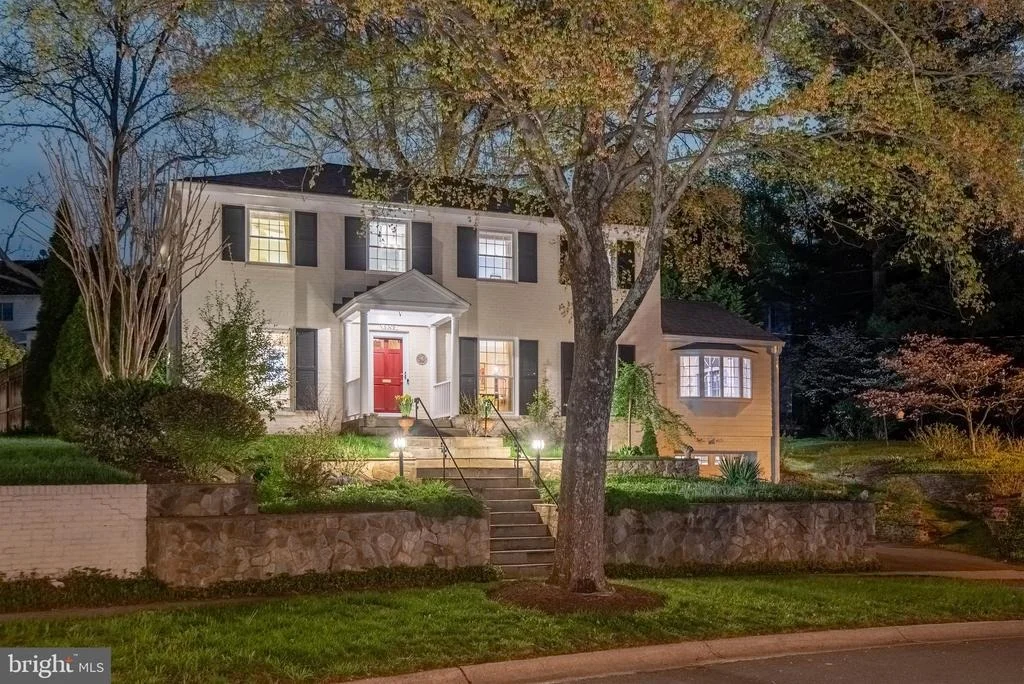 Photo of 6309 KENHOWE DRIVE