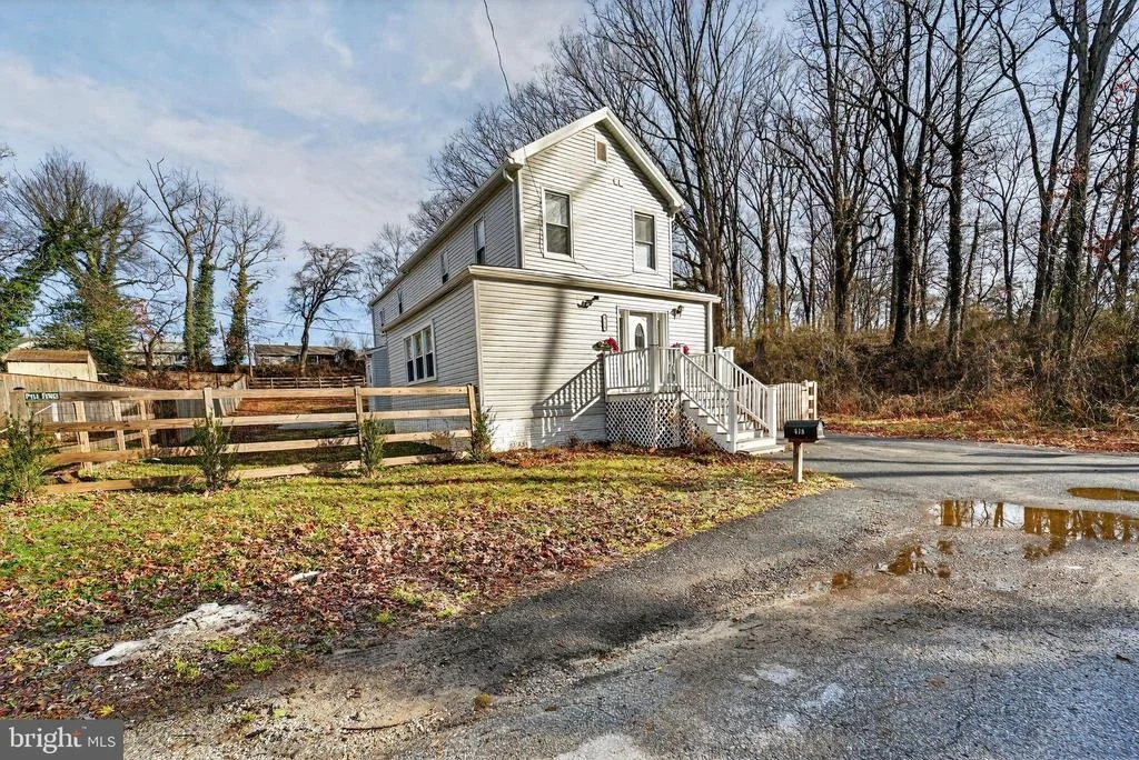 Photo of 418 1ST AVENUE