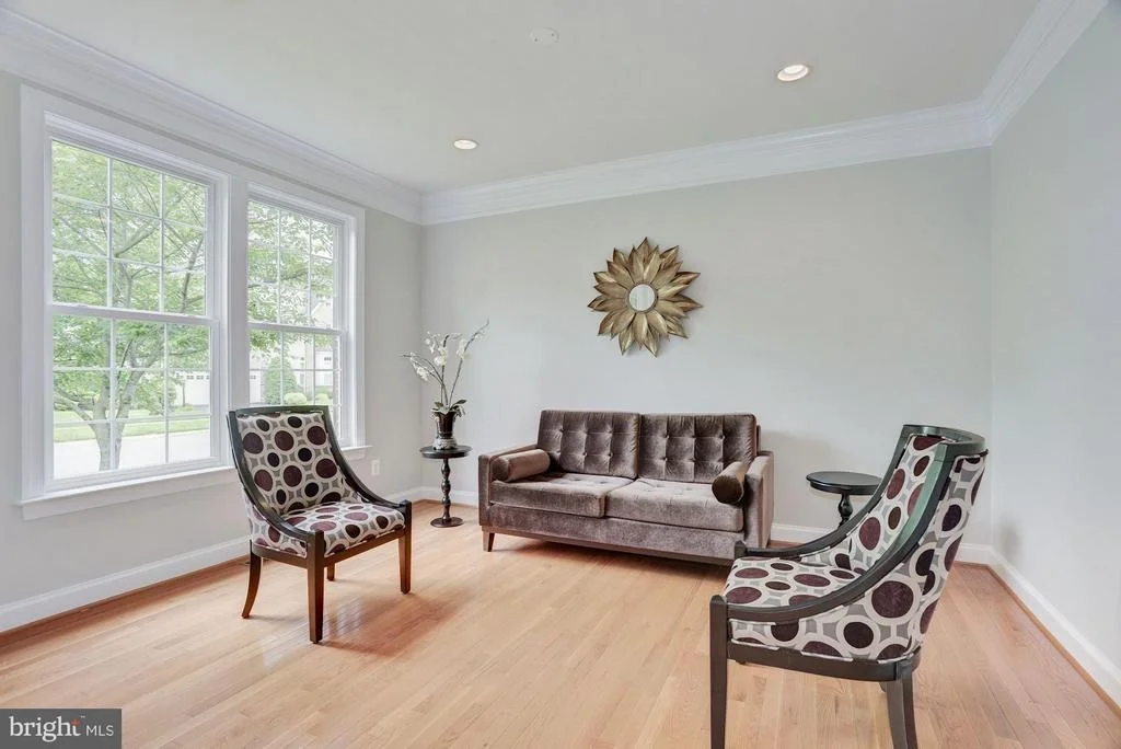 Photo of 44221 RIVERPOINT DRIVE