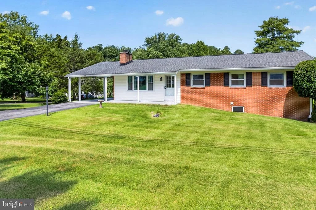 Photo of 6308 JULIE PLACE