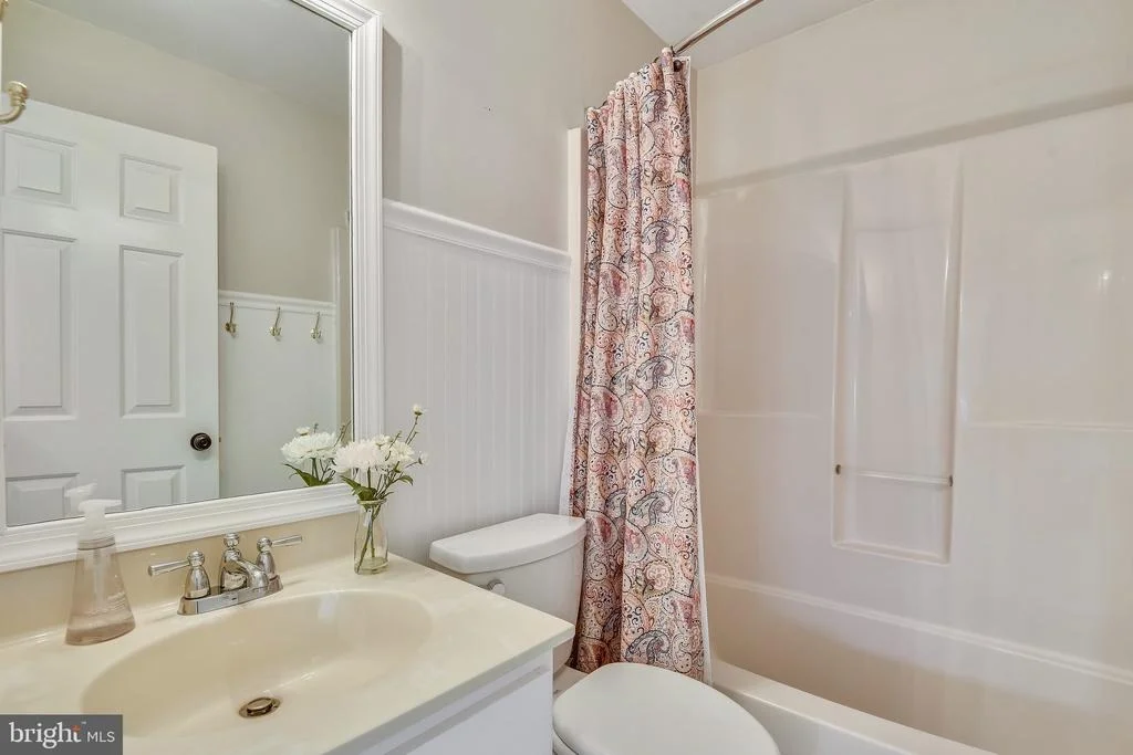 Photo of 20 WINDWHISPER LANE