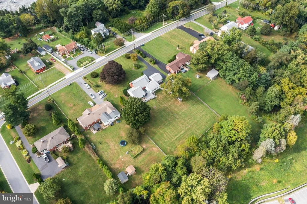 Photo of 25223 OAK DRIVE