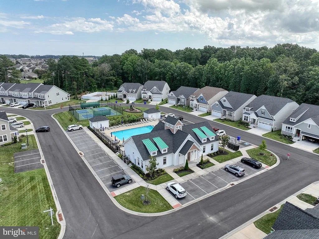 Photo of 18117 WEAVERS MILL LANE