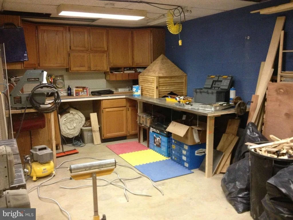 Photo of 11870 HIGHVIEW CIRCLE
