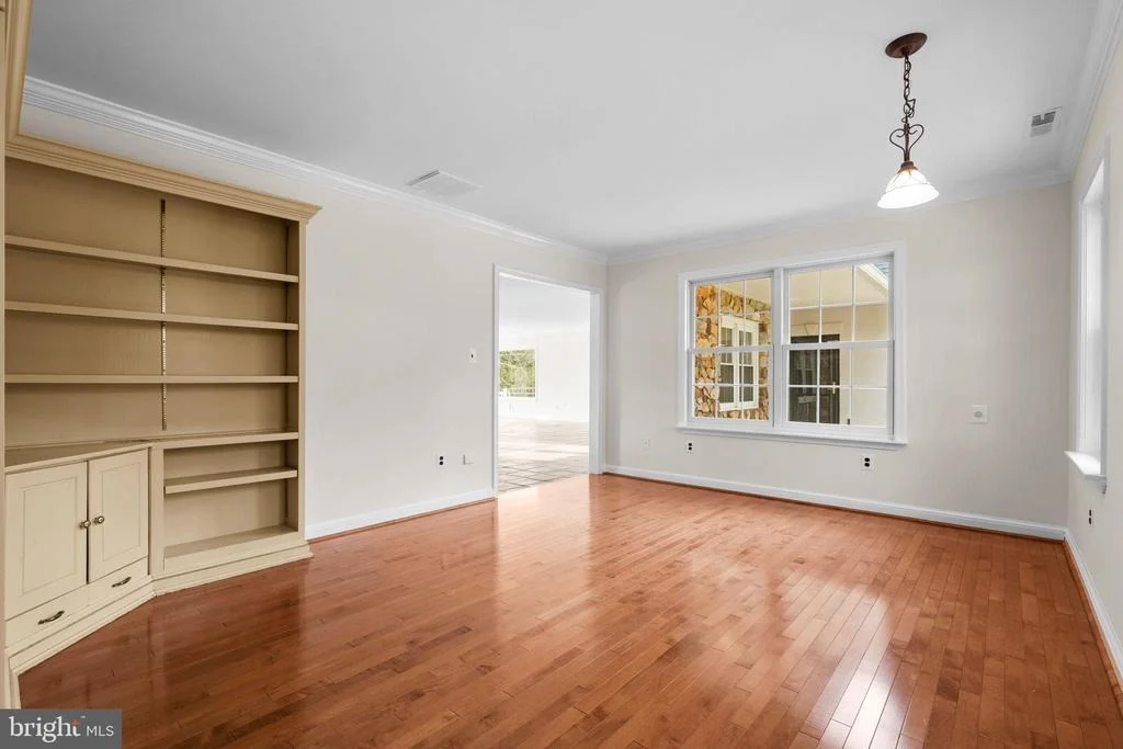 Photo of 3707 COOL CREST DRIVE