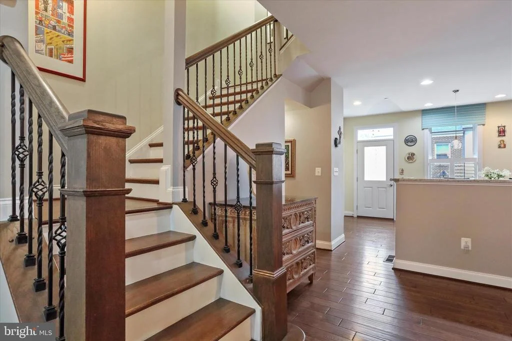Photo of 20 MAXWELL SQUARE