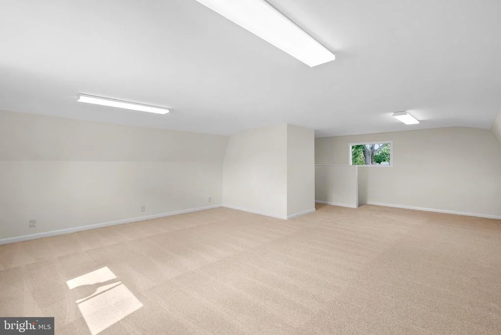 Photo of 12707 HOLDRIDGE ROAD
