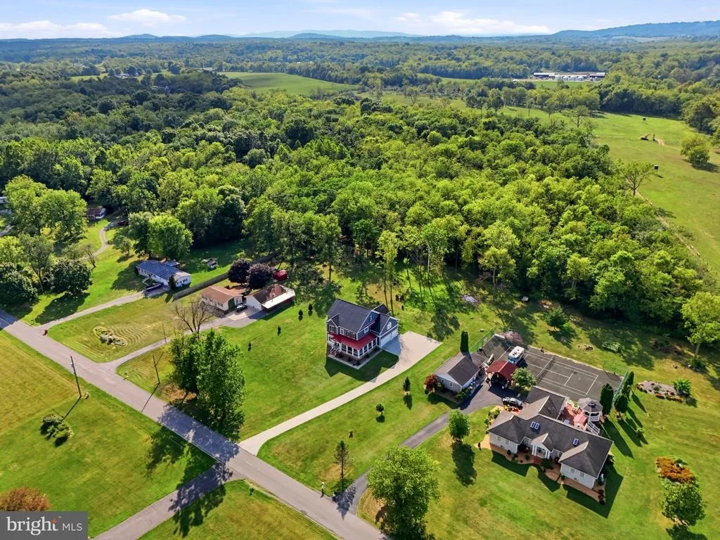 Photo of 268 PHILLIPS LANE