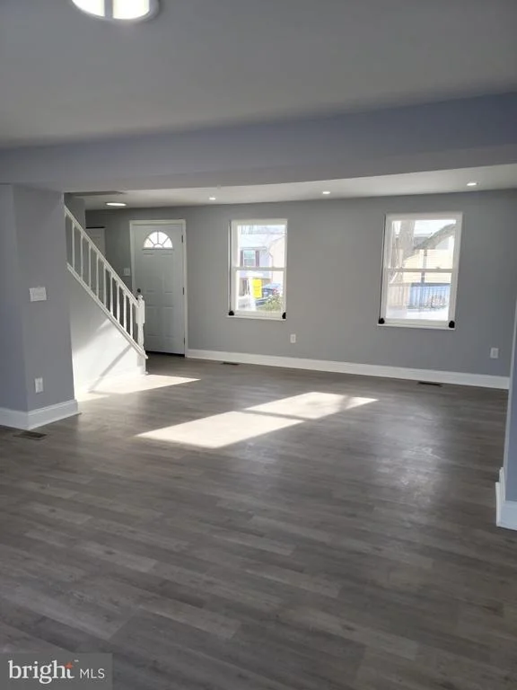Photo of 135 N HARRISON ROAD N
