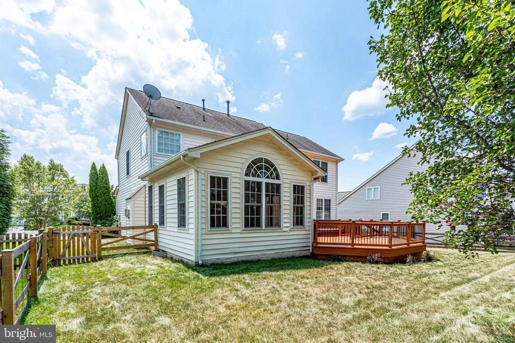 Photo of 9209 RAINBOW FALLS DRIVE
