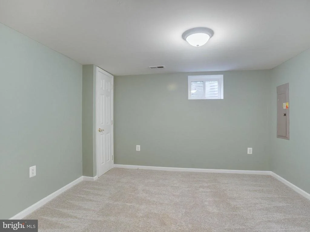 Photo of 754 OX BOW LANE
