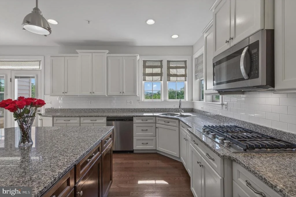 Photo of 1135 DARGON QUARRY LANE