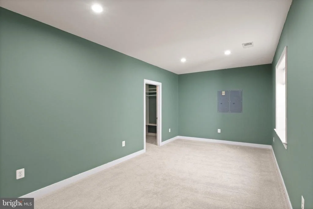 Photo of 60 SNAPDRAGON DRIVE