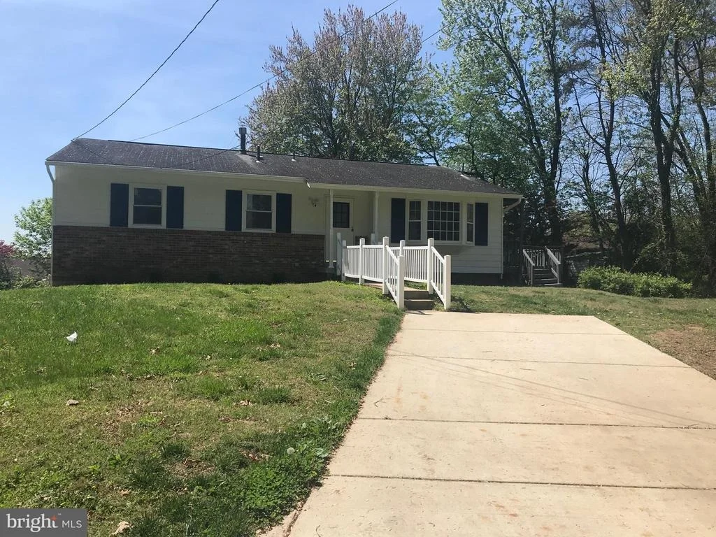 Photo of 13400 CANYON COURT