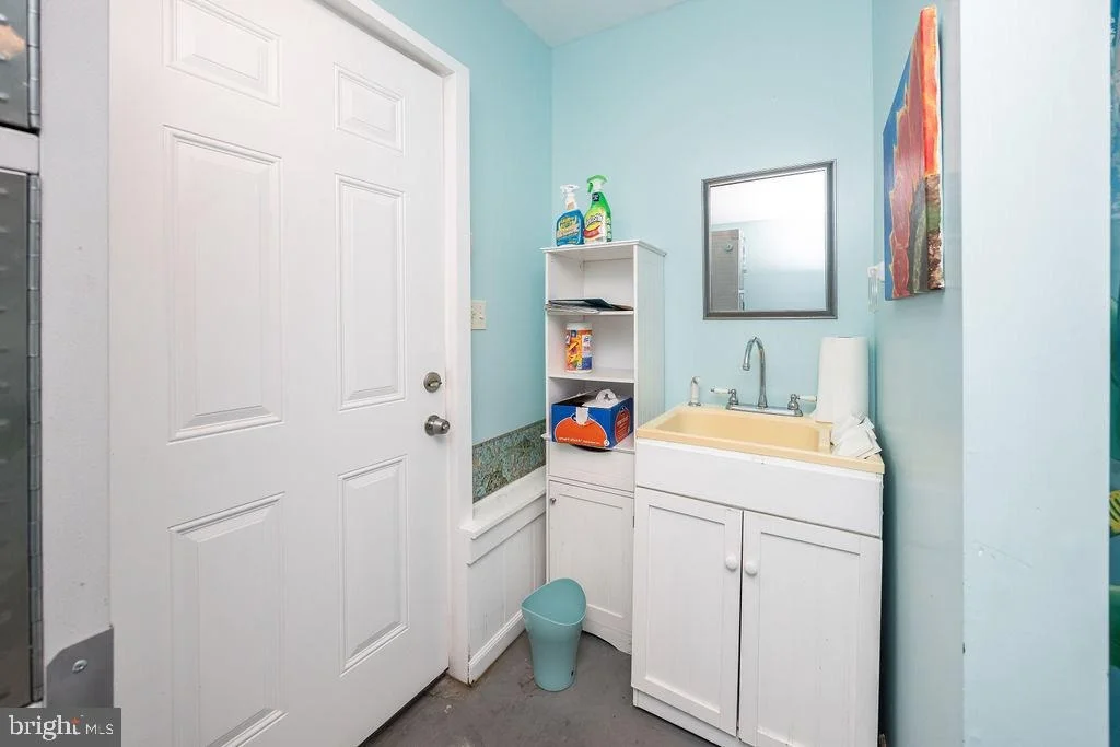 Photo of 8928 LYNCH DRIVE