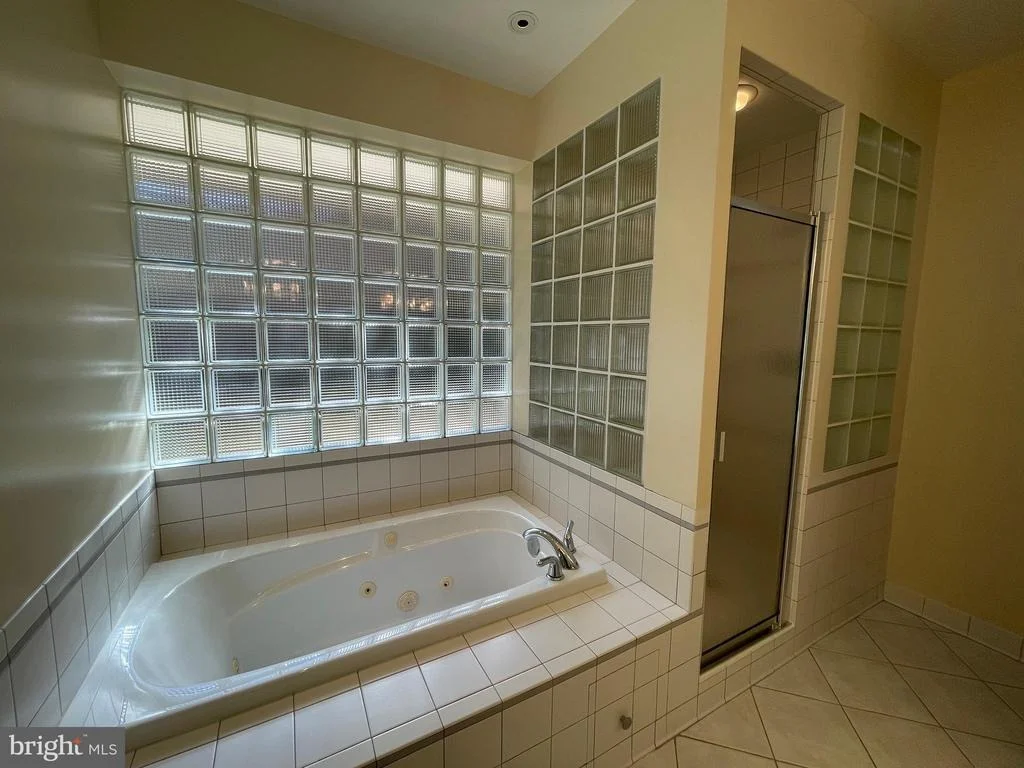 Photo of 4119 N RIDGEVIEW ROAD
